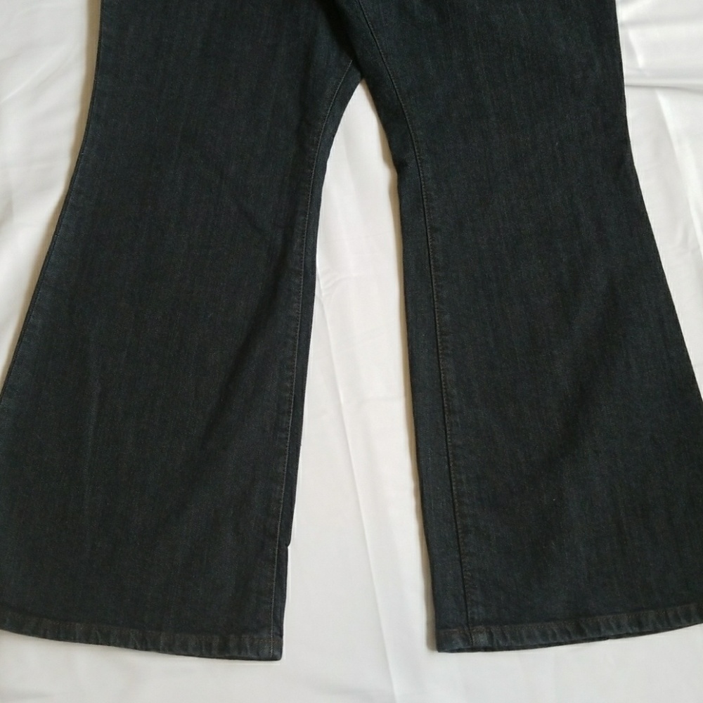 Venezia Women's Jeans Right Fit stretch sz 1 Petit - Picture 5 of 8